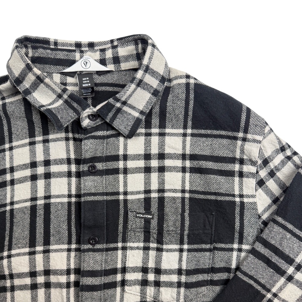 Volcom Mens Plaid Flannel Button Down Shirt Black White Long Sleeve Size M